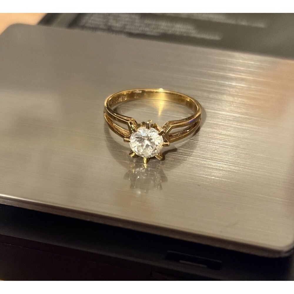 14K Yellow Gold Ring Cubic Zirconia Solitaire Engagement Size 6 585 Vintage